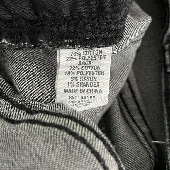 RSQ Jeans Juniors 3 26" Washed Black Vintage Mom Distressed Casual Edgy Rocker - Picture 6 of 7